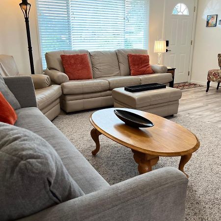 Cheerful 3 Bedroom On A Park 10 Miles From Eugene Creswell Экстерьер фото