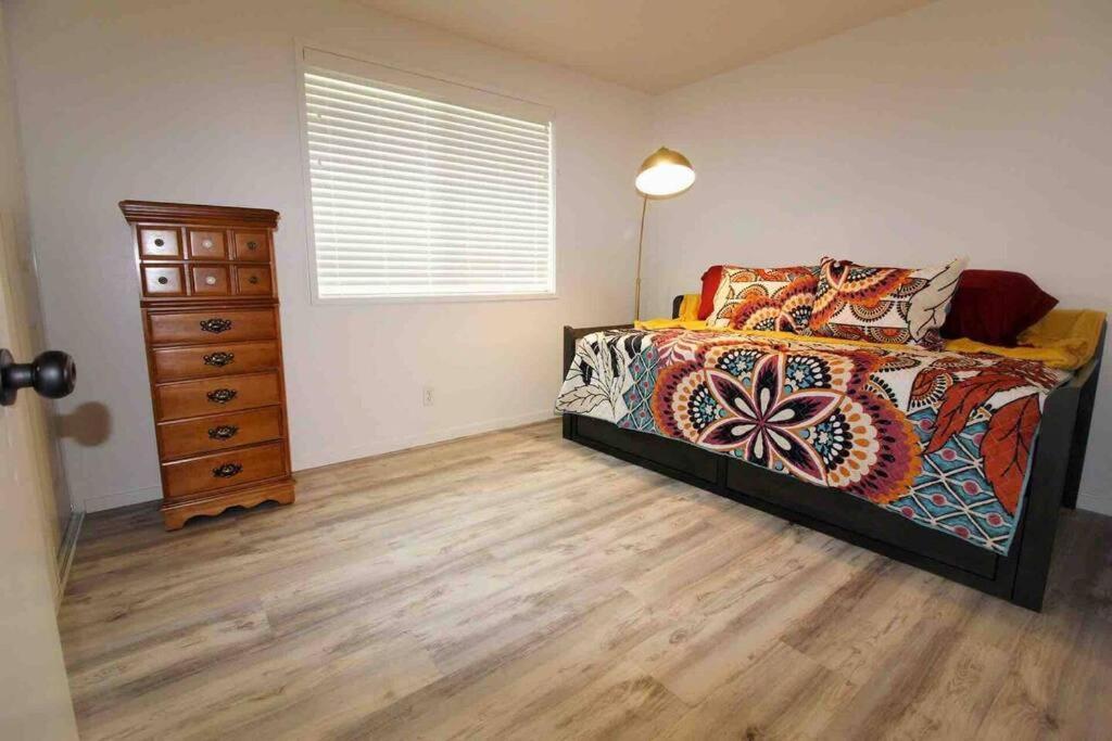 Cheerful 3 Bedroom On A Park 10 Miles From Eugene Creswell Экстерьер фото